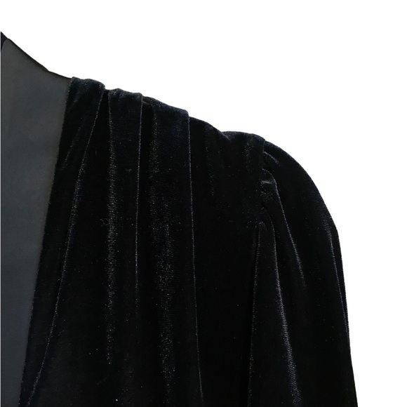 NWT AEL (Amy enjoy life) Woman’s Black Velvet High Waist Jumpsuit, Size L - Picture 9 of 9